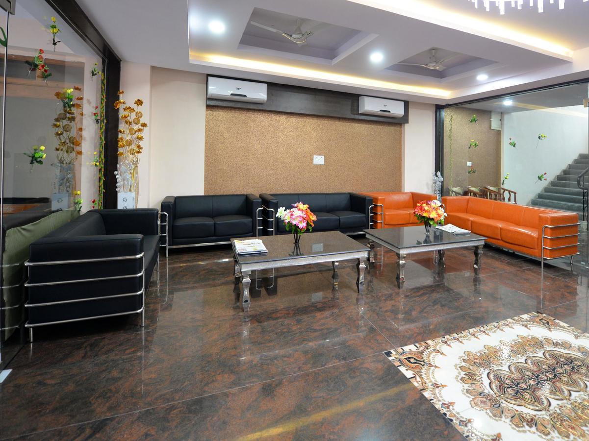Super Collection O Lotus Grand Near Secunderabad Railway Station Hotel Exterior foto